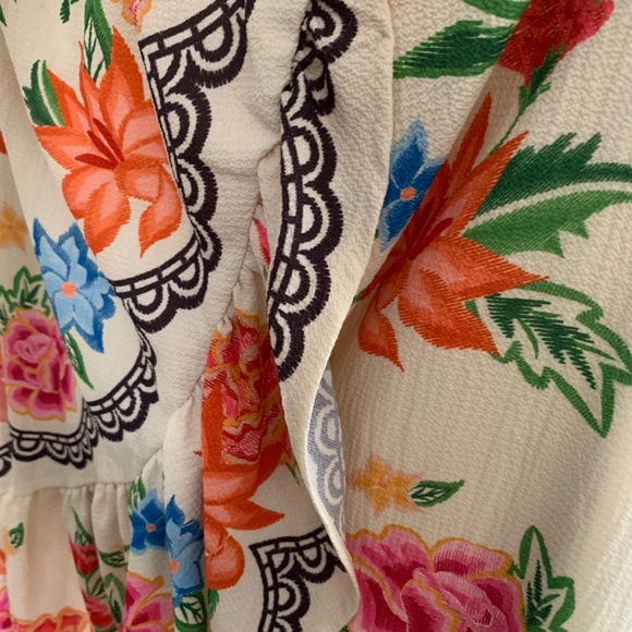 Spanish inspired waterfall skirt - Picture 4 of 4